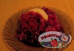 Краснокочанная капуста со свеклой и яблоком в мультиварке - видео рецепт