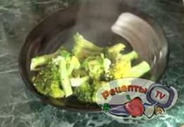 Брокколи в чесночном соусе по-китайски - видео рецепт