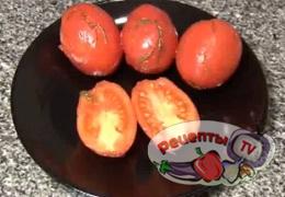 Соленые помидоры за два дня - видео рецепт