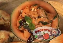 Салат из дыни и винограда с голубым сыром и фокачча - видео рецепт
