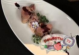 Телятина с вишневым ризотто и сливочным соусом - видео рецепт