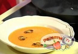 Суп-пюре из моркови и Филе семги на яблочной подушке - видео рецепт