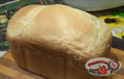 Готовим хлеб в хлебопечке - видео рецепт 