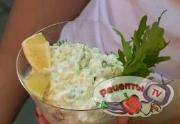 Салат из морской рыбы - видео рецепт