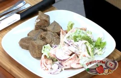 Чилийский суп Касуэлла и Салат к мясу - видео рецепт 