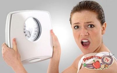 Набор веса во время ПМС: как этого избежать?