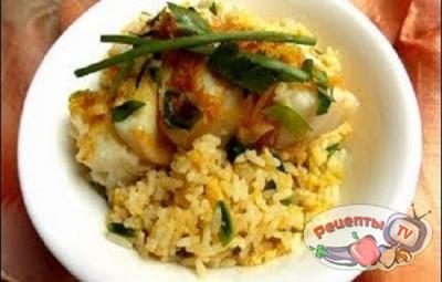 Рыба на пару с жареным рисом - видео рецепт