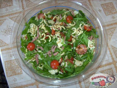    . Nudelsalat