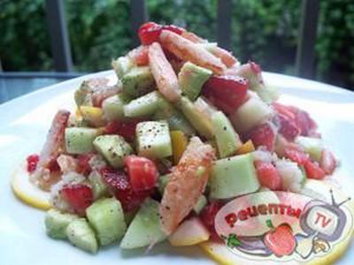 Crab,strawberry and  lime calad.   ,  