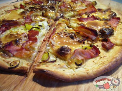 Flammkuchen (  )   ,   