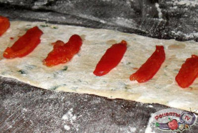 Панини с начинкой из подсушенных томатов Панини с начинкой из подсушенных томатов